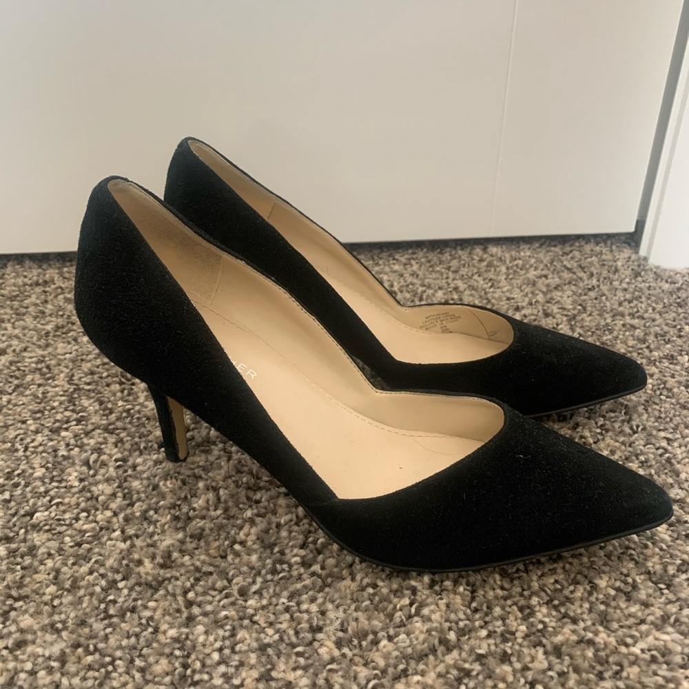 Marc Fisher pointed toe heels